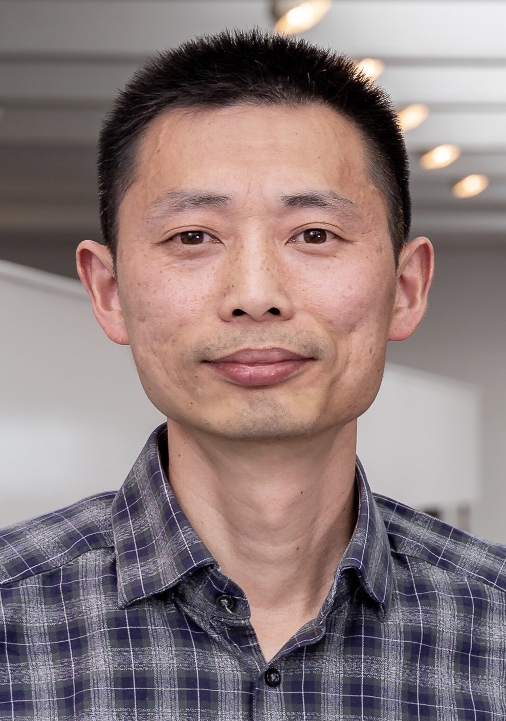 Dr Chengcan Yao 